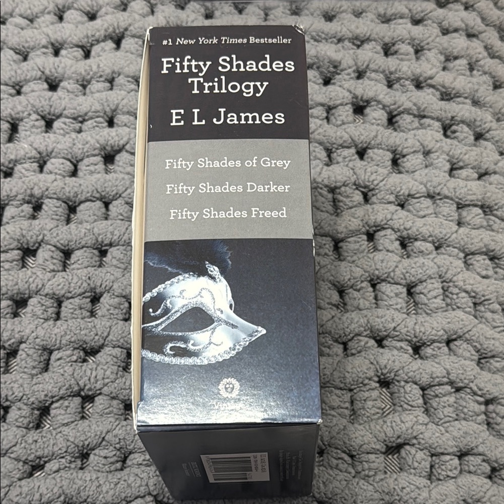 Fifty Shades Trilogy Box Set - All 3 Books Included by E L James - Picture 3 of 10